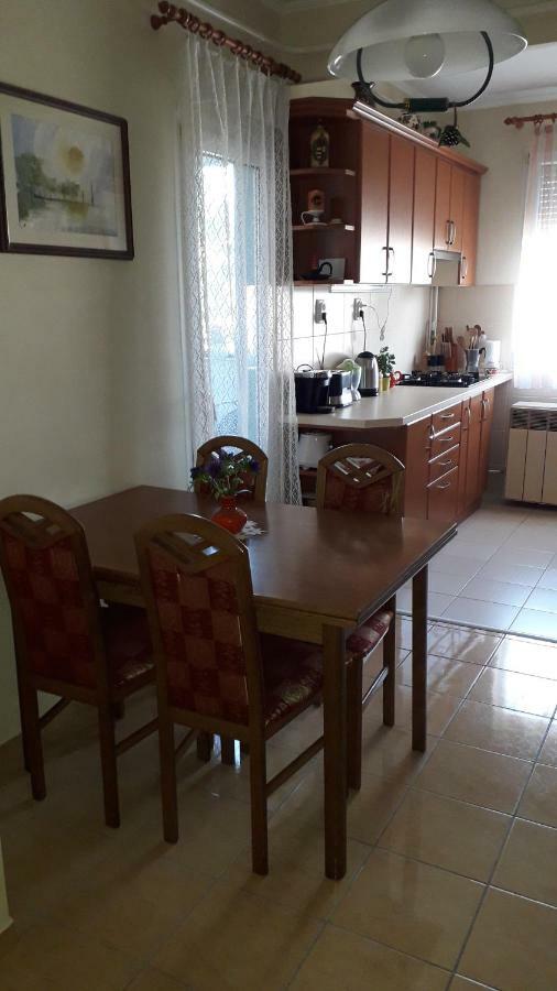 Annika Apartman Eger Exterior photo